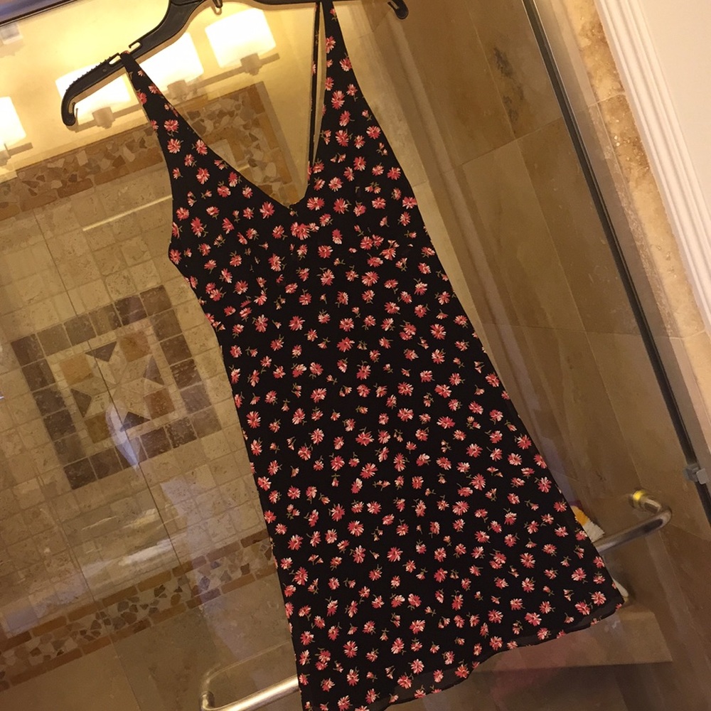 BEBE Floral summer dress